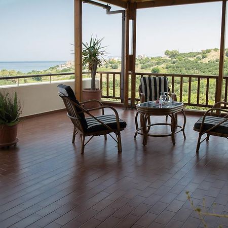 Alexandra Villa Stalós Dış mekan fotoğraf