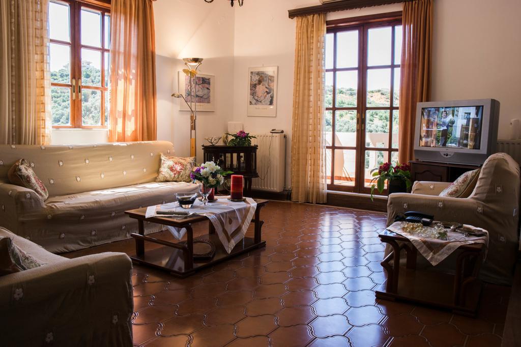 Alexandra Villa Stalós Dış mekan fotoğraf