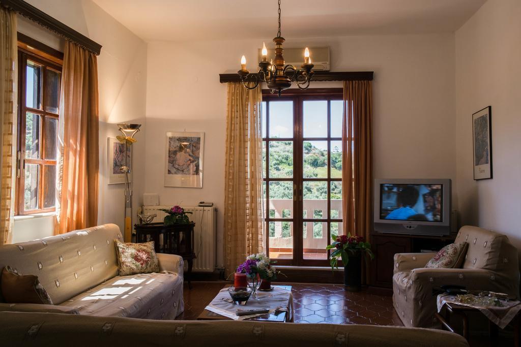 Alexandra Villa Stalós Dış mekan fotoğraf