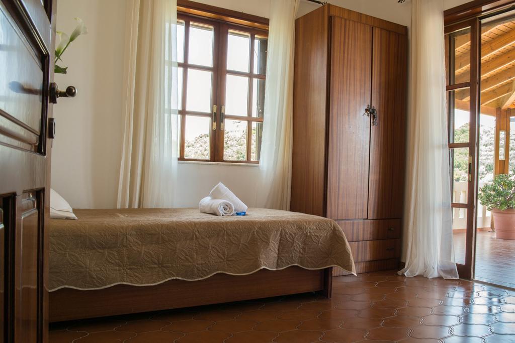 Alexandra Villa Stalós Dış mekan fotoğraf